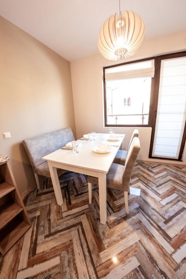 Bright 1Bdr Apartment With A Balcony Sofya Dış mekan fotoğraf